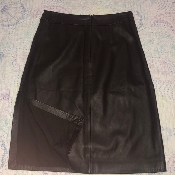 Vintage Armani Collezioni leather skirt sz 8 - Picture 3 of 4